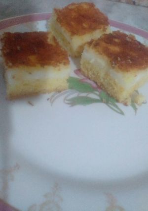صورة لوصفة بسبوسة محشوة بالكريمة