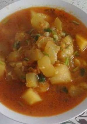लौकी आलू की सब्ज़ी (Lauki aloo ki sabzi recipe in hindi) रेसिपी मुख्य फोटो