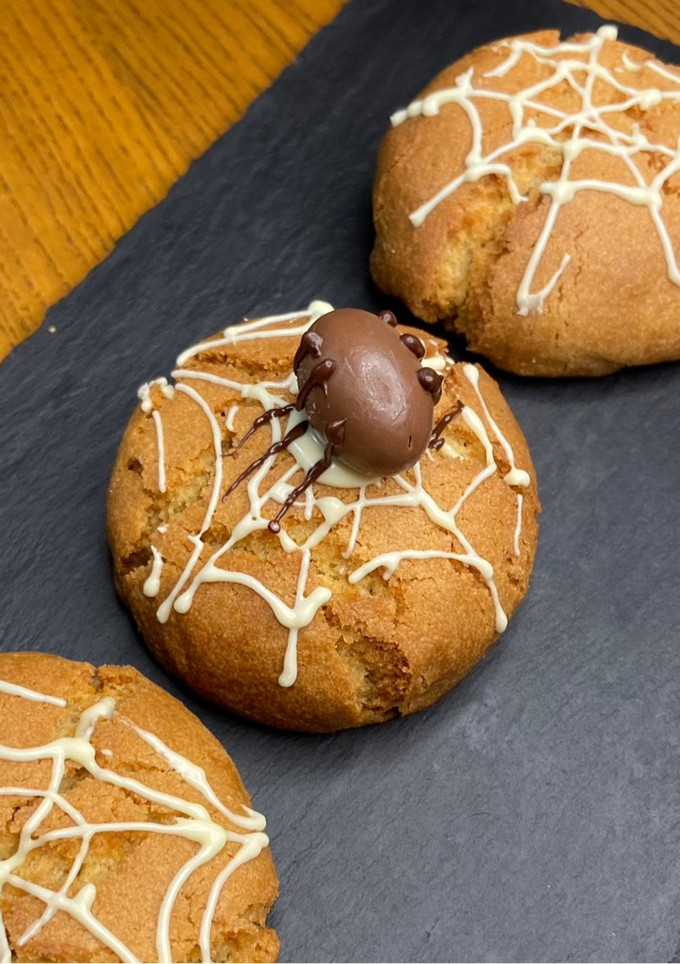 Una foto de Cookies rellenas de Nutella en Airfryer (Halloween)