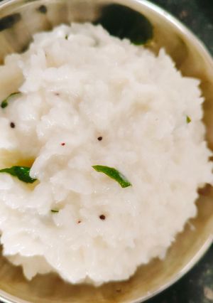 कर्ड राइस (curd rice recipe in Hindi) रेसिपी मुख्य फोटो