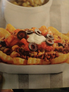 A picture of Taco chili fries.