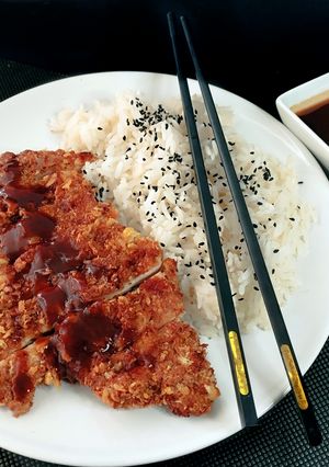 Una foto de Pollo katsu en freidora de aire {receta japonesa}