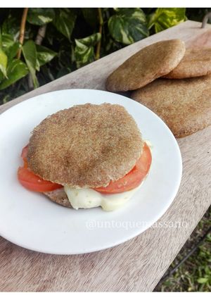 Una foto de Pan árabe 100% integral (Pan pita)