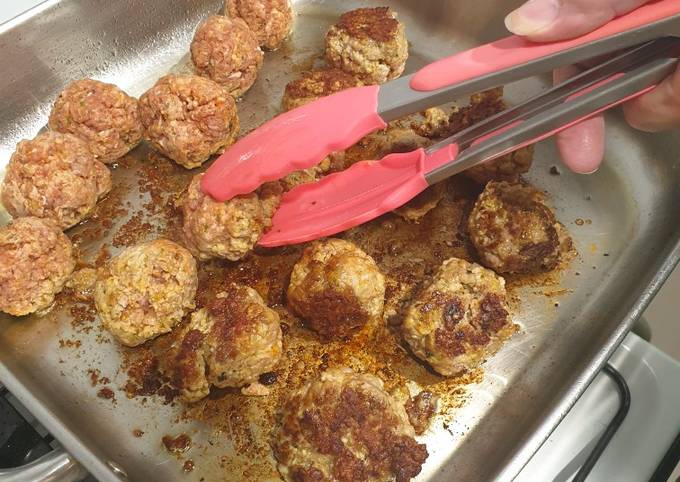 Pork And Beef Mince Meatballs Recipe By Fiercegirl101 Cookpad