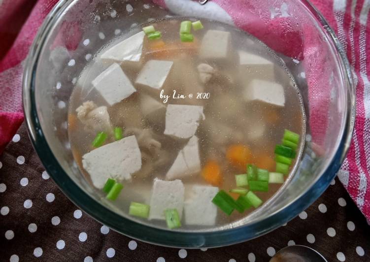 Cara Gampang Menyiapkan Sup Auwo (Ayam Tahu Wortel) Bumbu Geprek Favorit Anak, Enak