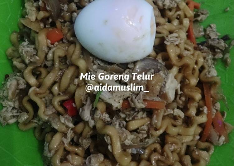 Cara Gampang Menyiapkan Mie Goreng Telur, Enak