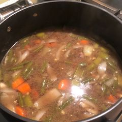 A picture of Mommy’s Beef and Veggie Soup.