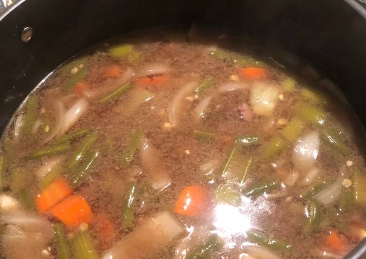Step-by-Step Guide to Prepare Homemade Mommy’s Beef and Veggie Soup