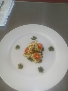 Una foto de Pollo a la parrilla con Chimichurri