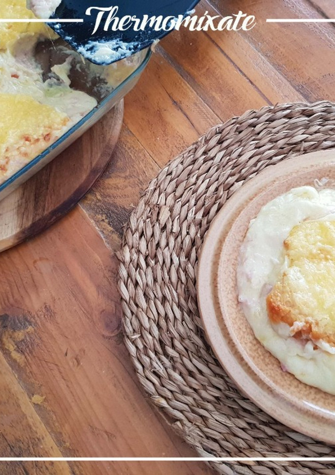 Una foto de Puré de patatas gratinado con jamón y queso con Thermomix