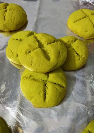 A picture of Milkmaid green tea butter cookies.