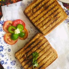 A picture of Vegetable paneer grill sandwich everydayveg cookwithniti.