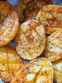 Una foto de Patatas asadas en la Freidora de Aire (Airfryer)