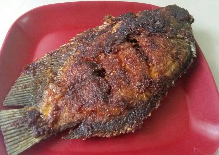 Resep 8 Ikan Gurame Goreng Ala Mamah Masakan Rumahan Oleh