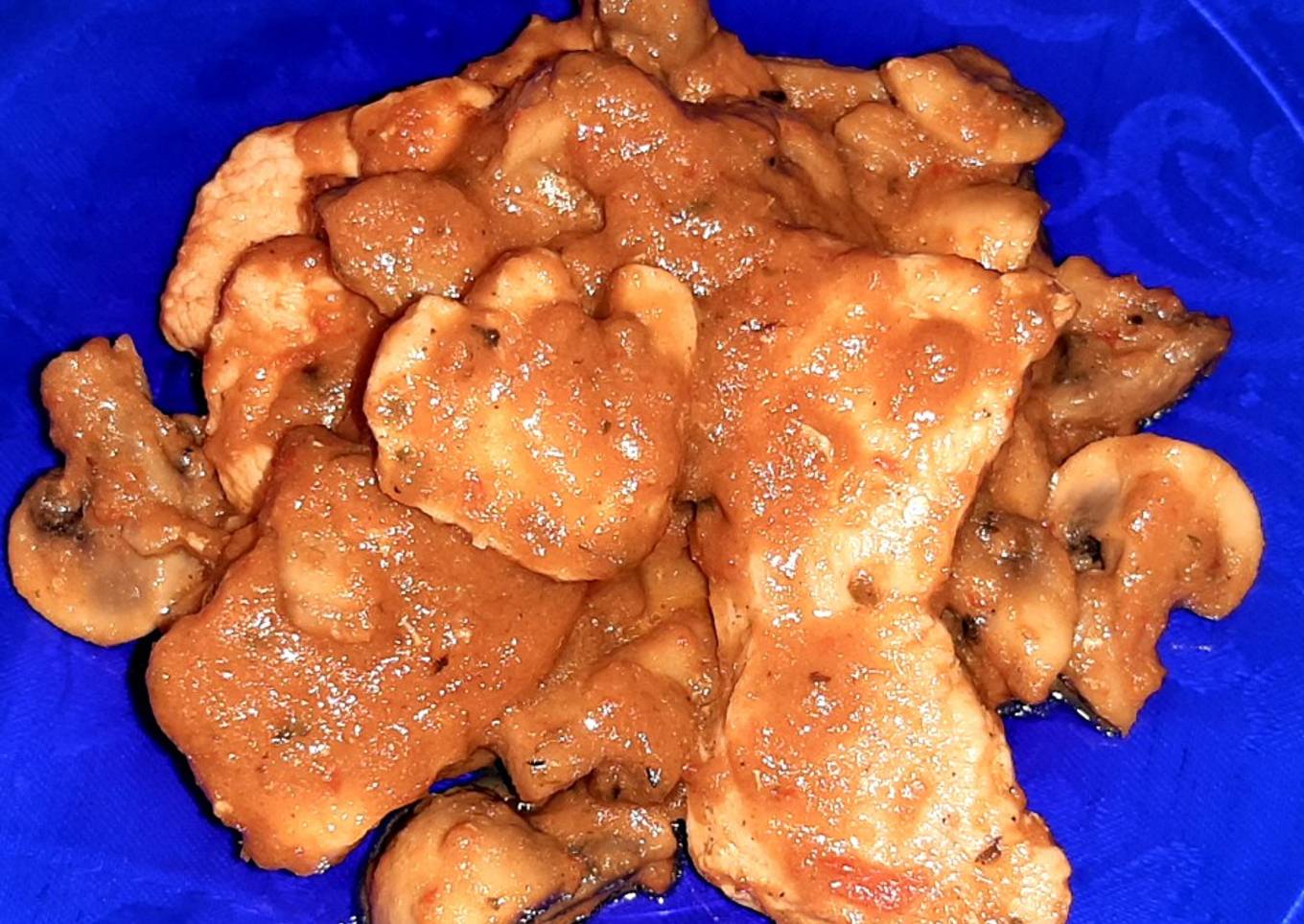 Pollo con champiñones al Pedro Ximénez