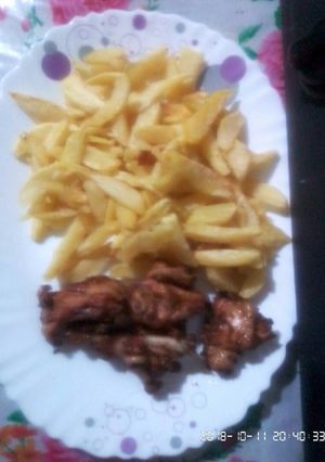 A picture of Chips n chicken home made.