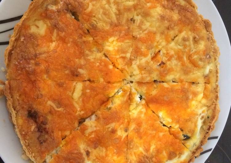 Recipe of Homemade Courgette and pancetta quiche