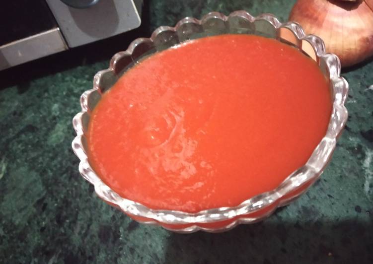 Steps to Make Quick Homemade Tomato puree