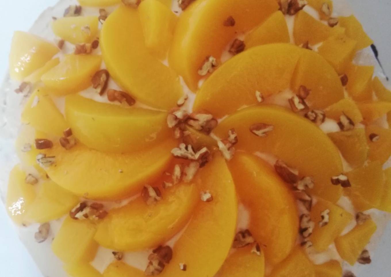 Pastel de tres leches de durazno y nuez