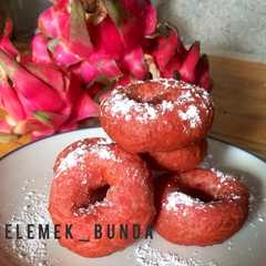 รูปของ Donat Buah Naga