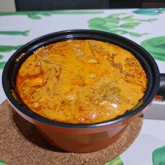 A picture of Curry Chicken.