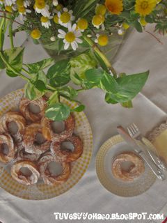 Una foto de Crullers