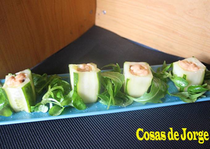 Vasitos de pepino con anchoas y mayonesa Receta de jorbasmar- Cookpad