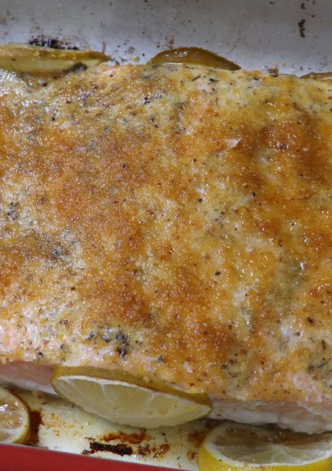 Una foto de Salmón al horno con kikos