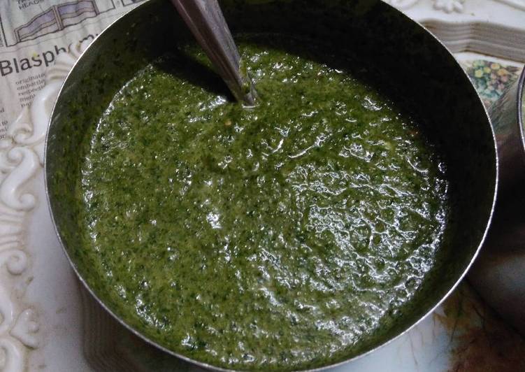 How to Winter Perfect Hariyali chutney