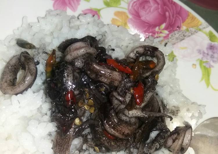 Resep Cumi Hitam Pedes, Lezat Sekali