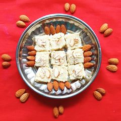 A picture of Mawa Burfi.