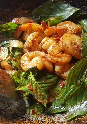 รูปของ กุ้ง+หอยผัดโคตรน้ำพริก #จานนี้ดีกินแล้วรวย #เอาน้ำพริกไปขายได้^^