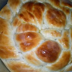 A picture of BRAIDED BREAD 😋💯.
