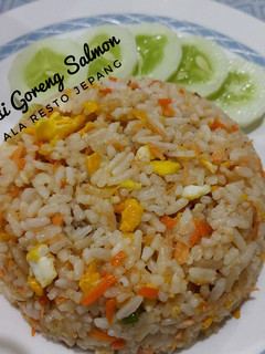 Foto resep Nasi Goreng Salmon ala Resto Jepang