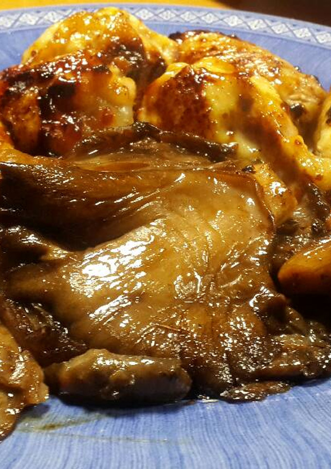 Una foto de Pollo a la miel y mostaza con setas