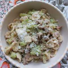 Orecchiette integrali con salsiccia e broccolo romano-レシピのメイン写真