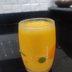 A picture of Mango milkshake.