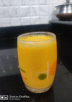 A picture of Mango milkshake.