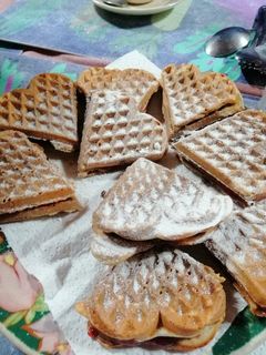 Una foto de Waffles dulces con chips de chocolates