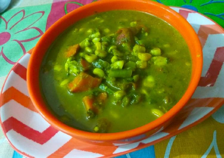 Step-by-Step Guide to Make Quick Veggies with green gravy