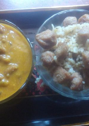 A picture of Rajma and Soyabean pulao.