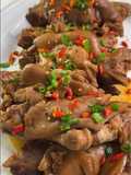 Sichuan Style Spicy Braised Pig Trotters 川辣味酱猪手