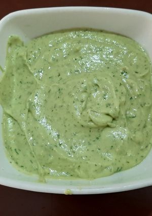 Una foto de Mayonesa de aguacate 🥑