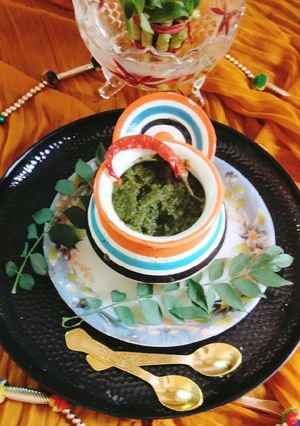 A picture of Capsicum green chutney 😋 without coconut.