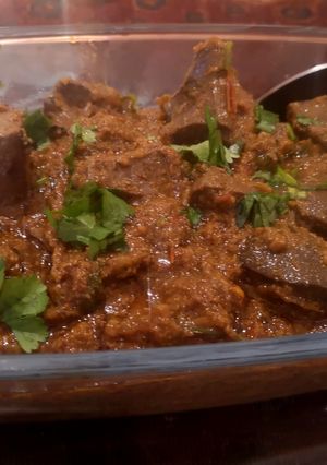 A picture of Mutton kaleji dil gurday masala.