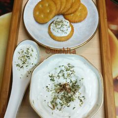 A picture of White Sauce or Bechamel Sauce.