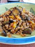 Insalata di farro integrale e verdure saporite