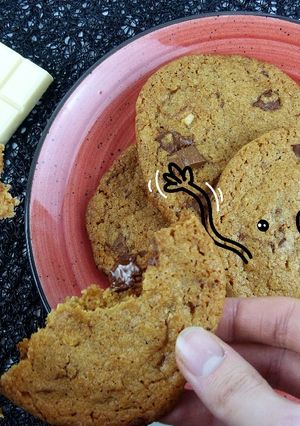 Una foto de Galletas con chispas de chocolate (tres chocolates) + trucos