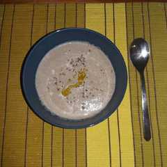 Una foto de Crema champiñones fácil y saludable