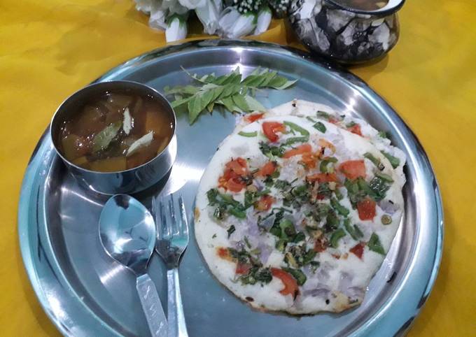 Uttapam with sambar